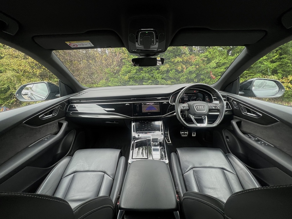 Audi Q8 Tfsi V6 Black Edition LP22HBD Grey #2