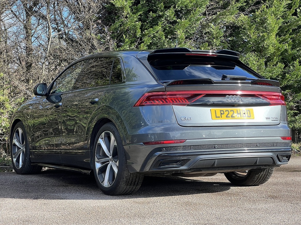 Audi Q8 Tfsi V6 Black Edition LP22HBD Grey #6