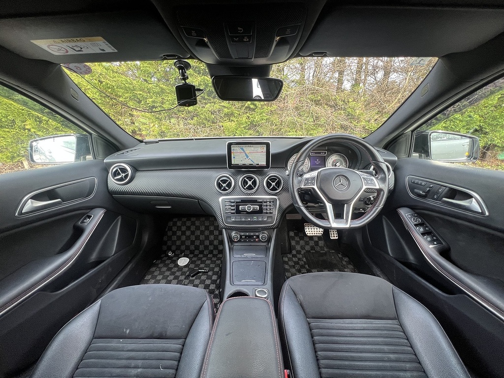 Mercedes-Benz A Class A 180 Amg Night Edition GN64HXD  #2