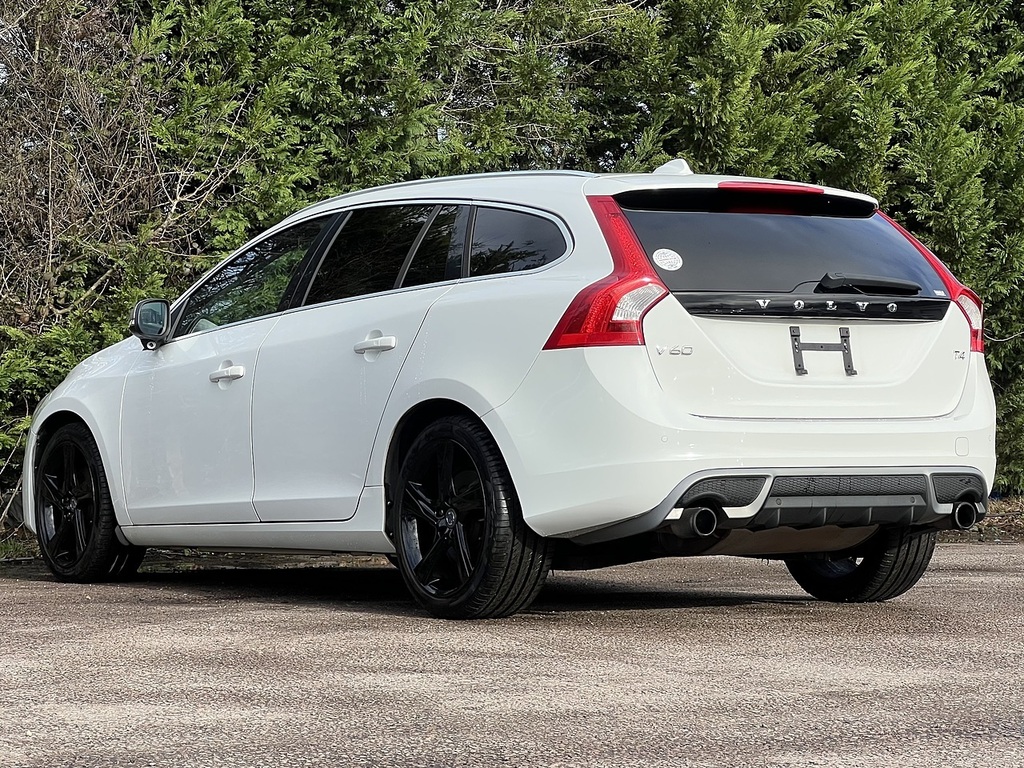 Volvo V60 T4 R-design  #6