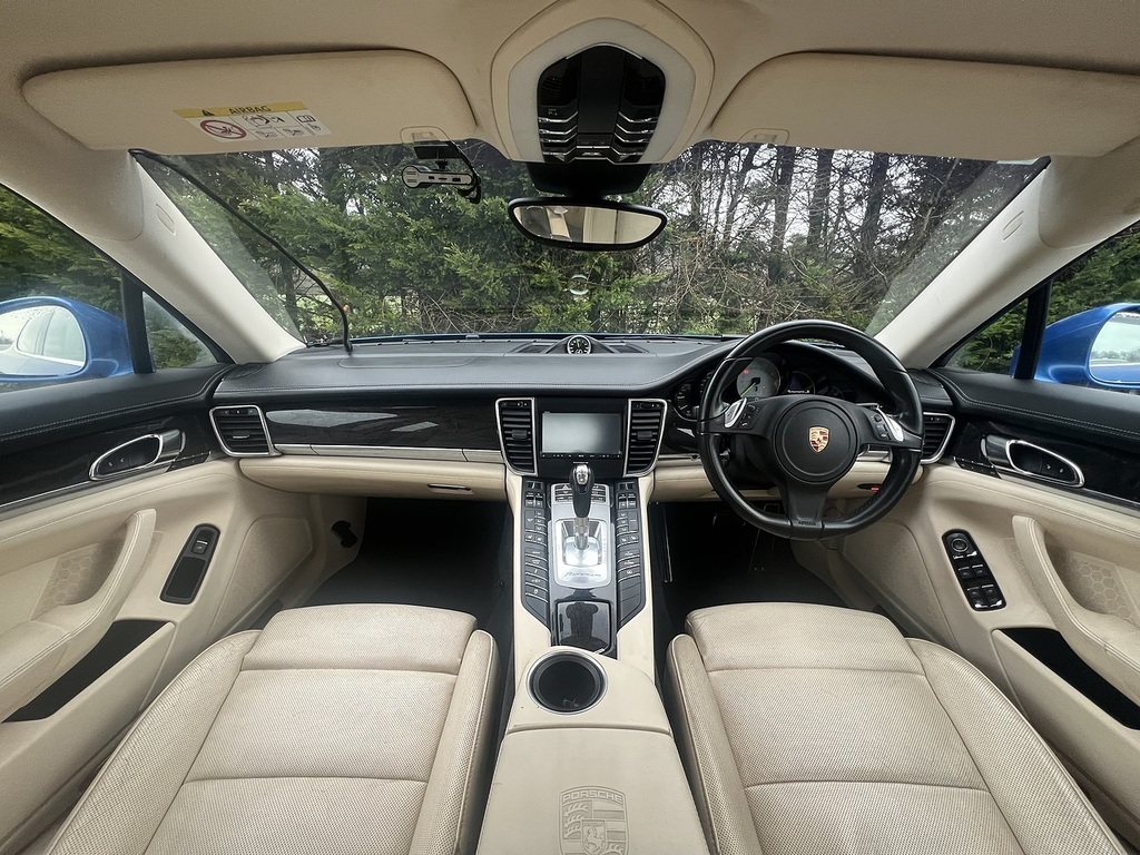 Porsche Panamera S Hybrid Tiptronic S #2