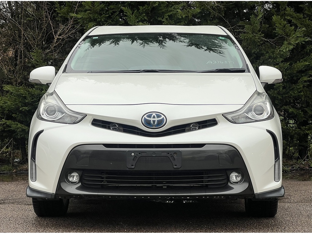 Toyota Prius+ Excel #4