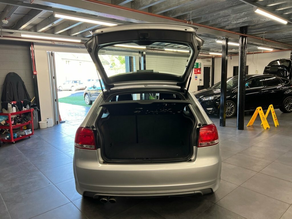 Audi A3 2L S3 Tfsi Quattro Silver #4