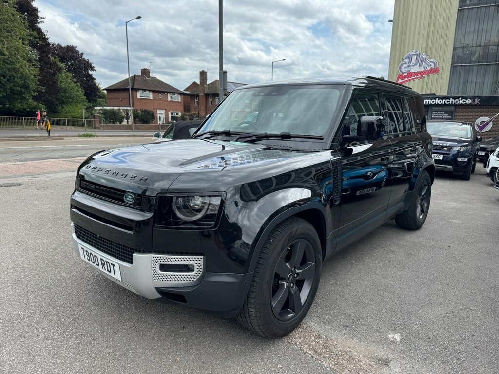 Land Rover Defender 2L Se YF70MDX Black #4
