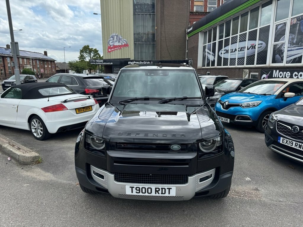 Land Rover Defender 2L Se YF70MDX Black #2