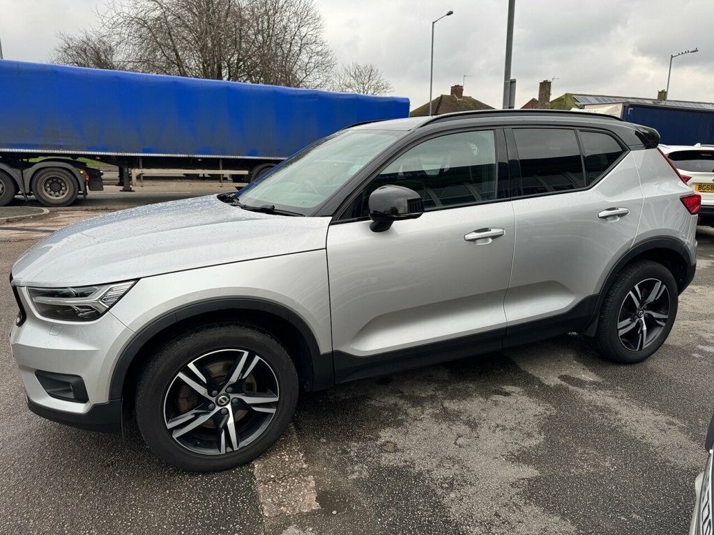 Volvo XC40 2L R-design DF68DWN Silver #5