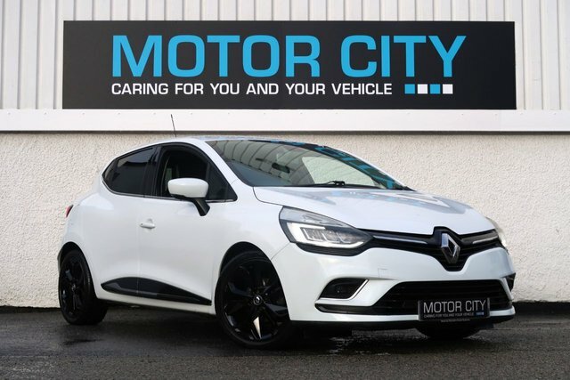 Renault Clio 1.5 Dci Dynamique S Nav Hatchback Manua White
