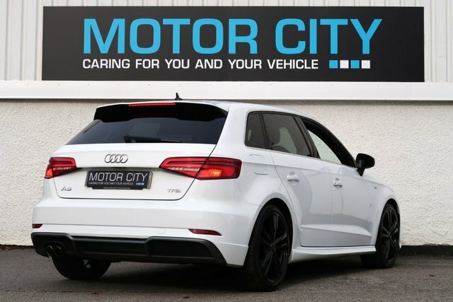 Audi A3 1.4 Tfsi Cod S Line Sportback S Tronic MW66XZK White #3