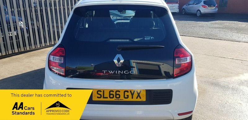Renault Twingo 1.0L Dynamique Sce Ss Hatchback SL66GYX White #4