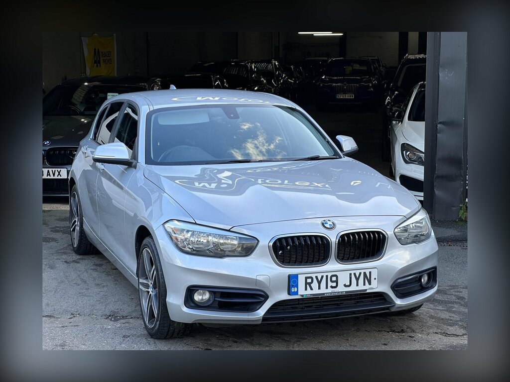 BMW 1 Series 1.5 118I Gpf Sport Euro 6 Ss RY19JYN Silver #2