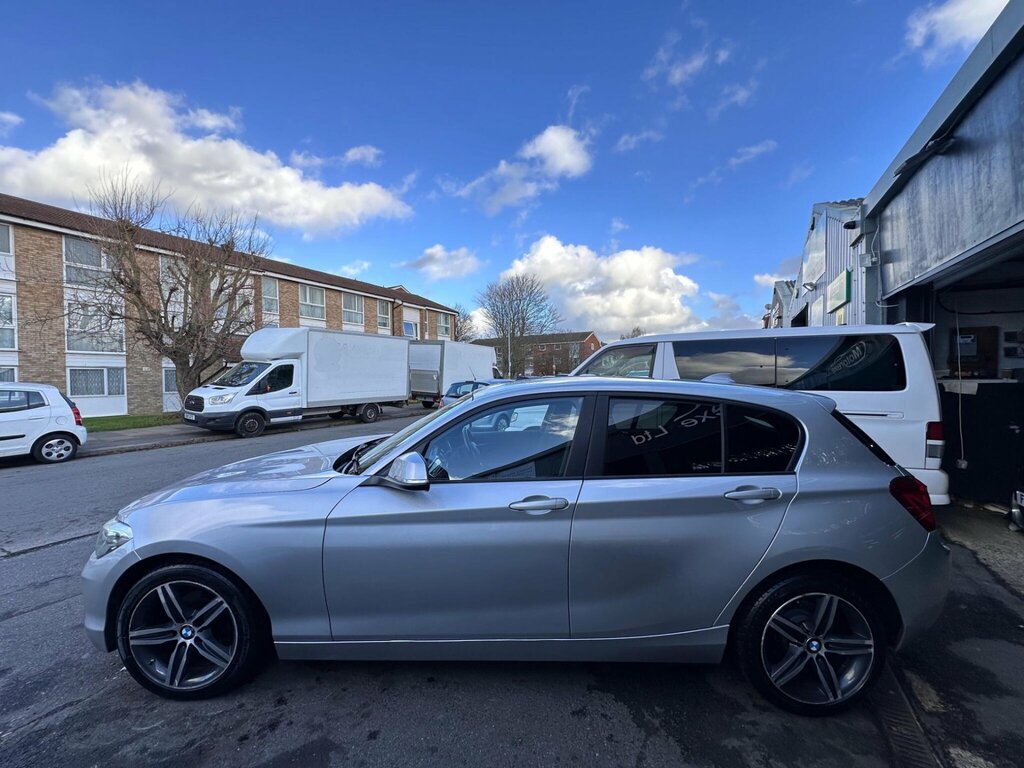 BMW 1 Series 1.5 118I Gpf Sport Euro 6 Ss RY19JYN Silver #5