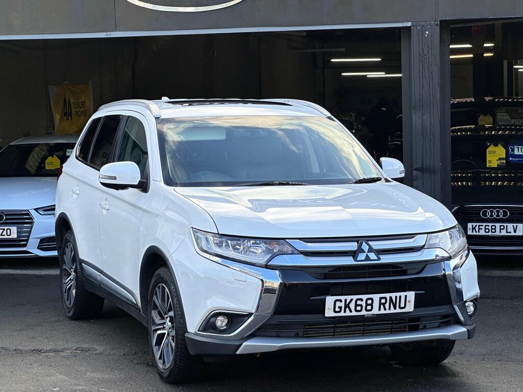 Mitsubishi Outlander 2.2 Di-d 4 4Wd Euro 6 GK68RNU White #2