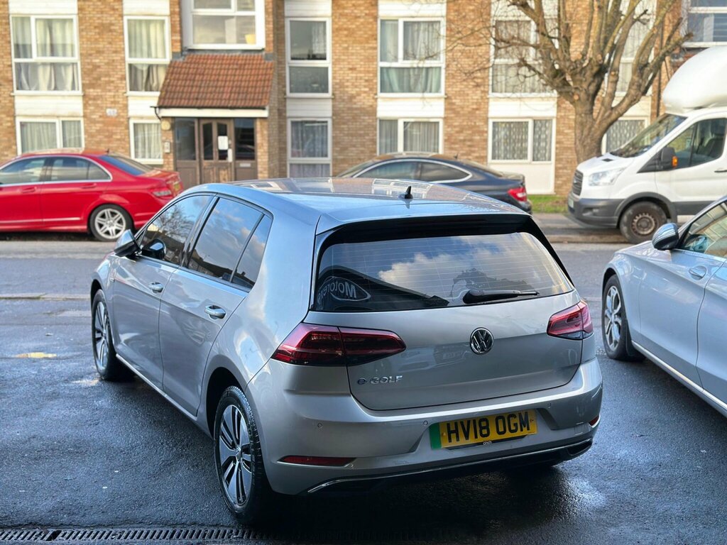 Volkswagen e-Golf 35.8Kwh E-golf Silver #3