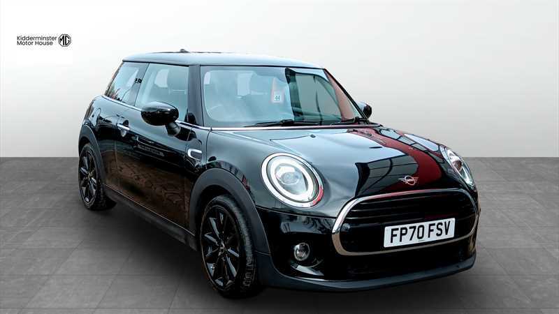 Mini Hatch 1.5 Cooper Classic Hatchback Steptronic Black