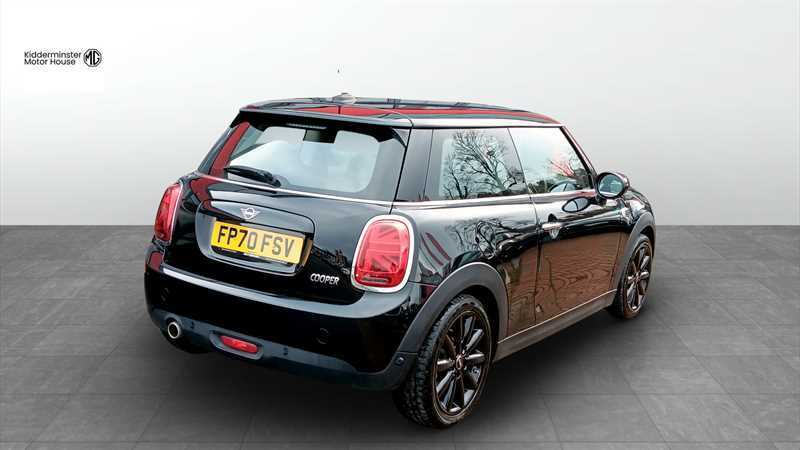 Mini Hatch 1.5 Cooper Classic Hatchback Steptronic FP70FSV Black #4