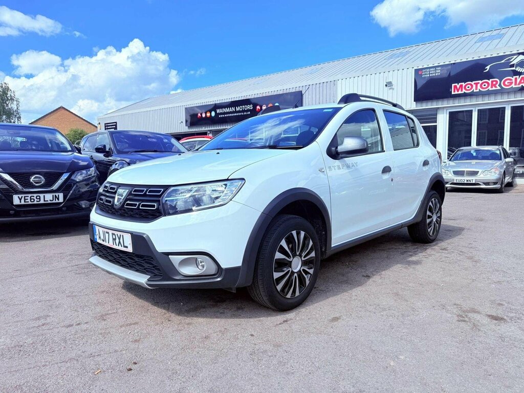 Dacia Sandero Stepway 1.5 Dci Laureate Euro 6 Ss White