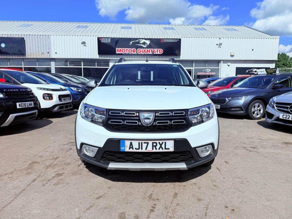 Dacia Sandero Stepway 1.5 Dci Laureate Euro 6 Ss AJ17RXL White #3
