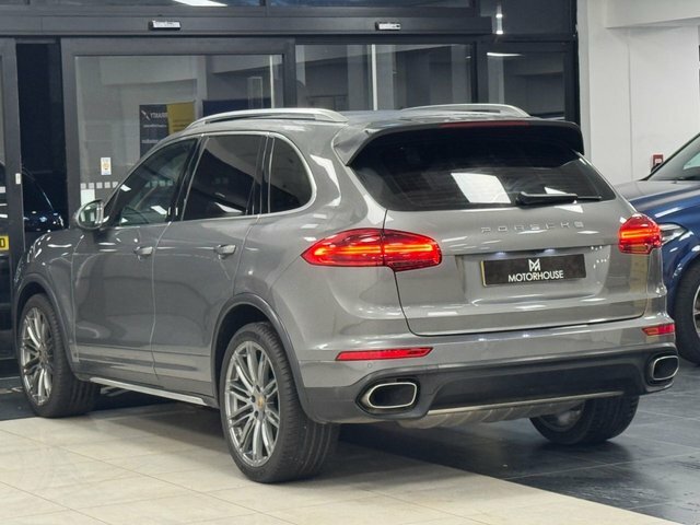 Porsche Cayenne 2015 3.0 Td V6 Suv Tiptronics 4Wd Euro Grey #2