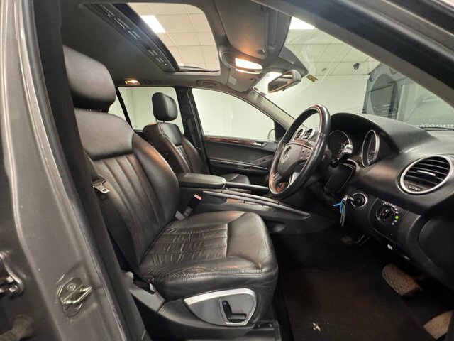 Mercedes-Benz M Class 2006 3.0 Ml320 Cdi Se Suv 7G-tronic 24 Silver #3
