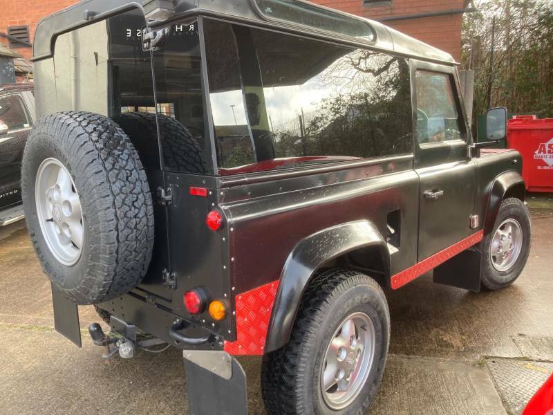 Land Rover 90 - 1996 P Black #4