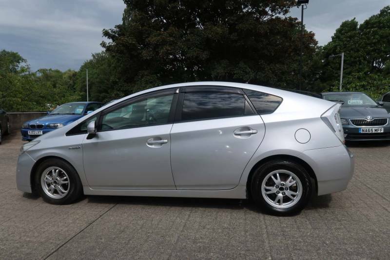 Toyota Prius Prius Hybrid - 2016 16 KE10GTY Silver #3