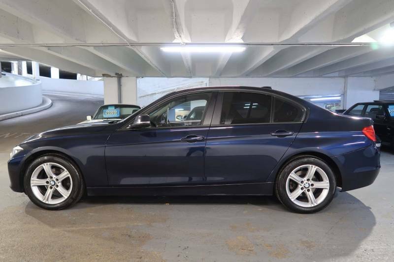 BMW 3 Series 318D Se - 2012 12 LD12ZZA Blue #2