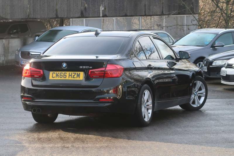 BMW 3 Series 330E Sport Step - 2016 66 CK66HZM Black #4