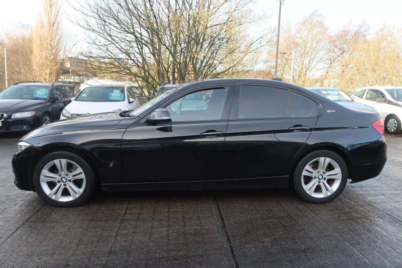 BMW 3 Series 330E Sport Step - 2016 66 CK66HZM Black #2