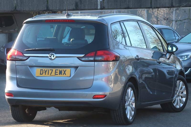 Vauxhall Zafira Tourer 1.4T Design - 2017 17 DY17EWX Grey #4