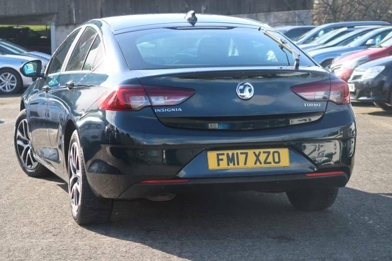Vauxhall Insignia 1.6 Turbo D Ecotec 136 Design - 2017 17 FM17XZO Green #3