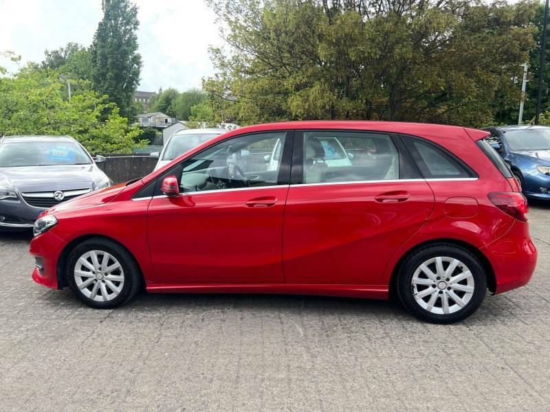 Mercedes-Benz B Class B180d Se Executive EO66RWN Red #2