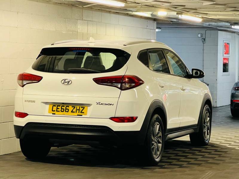 Hyundai Tucson 1.7 Crdi Blue Drive Se Nav 2Wd Dct - 2016 66 CE66ZHZ White #4