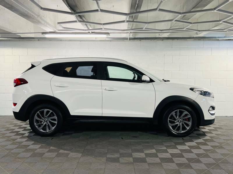 Hyundai Tucson 1.7 Crdi Blue Drive Se Nav 2Wd Dct - 2016 66 CE66ZHZ White #5
