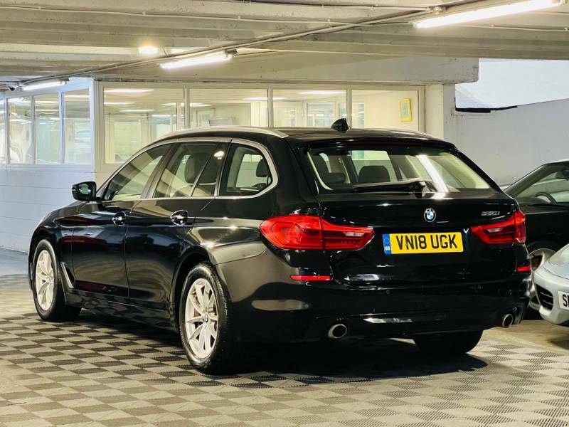 BMW 5 Series 520I Se - 2018 18 VN18UGK Black #3