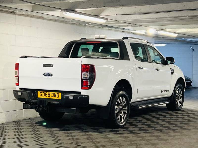 Ford Ranger Pick Up Double Cab Wildtrak 3.2 Tdci 200 - 20 SD68DWO White #3