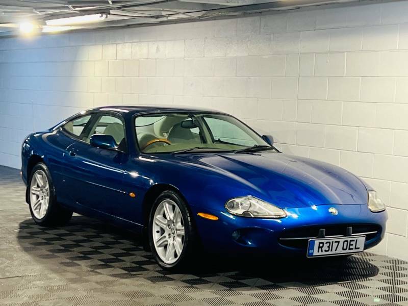Jaguar XK8 4.0 - 1998 R Blue