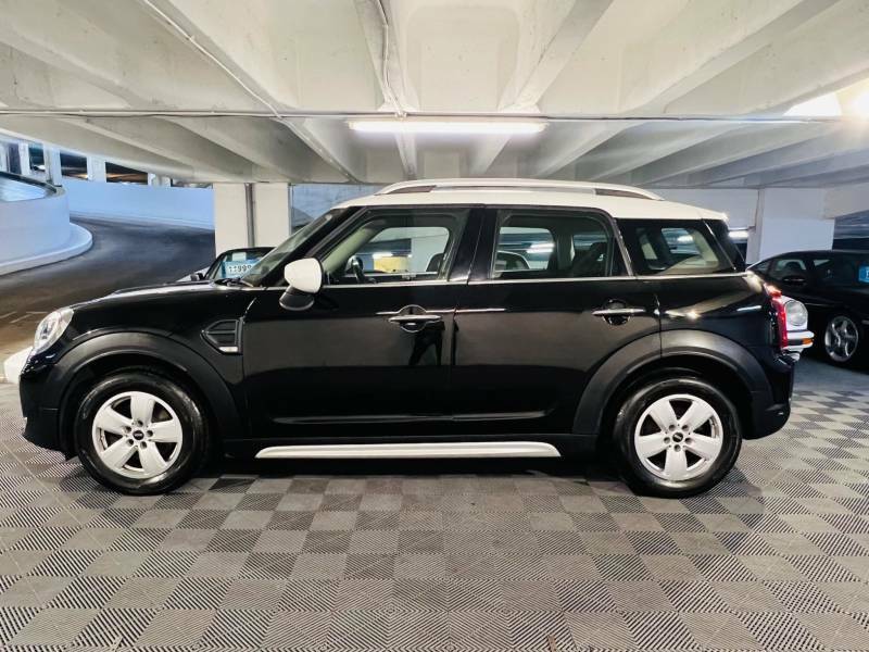 Mini Countryman 1.5 Cooper Classic - 2020 70 KM70MUB Black #2