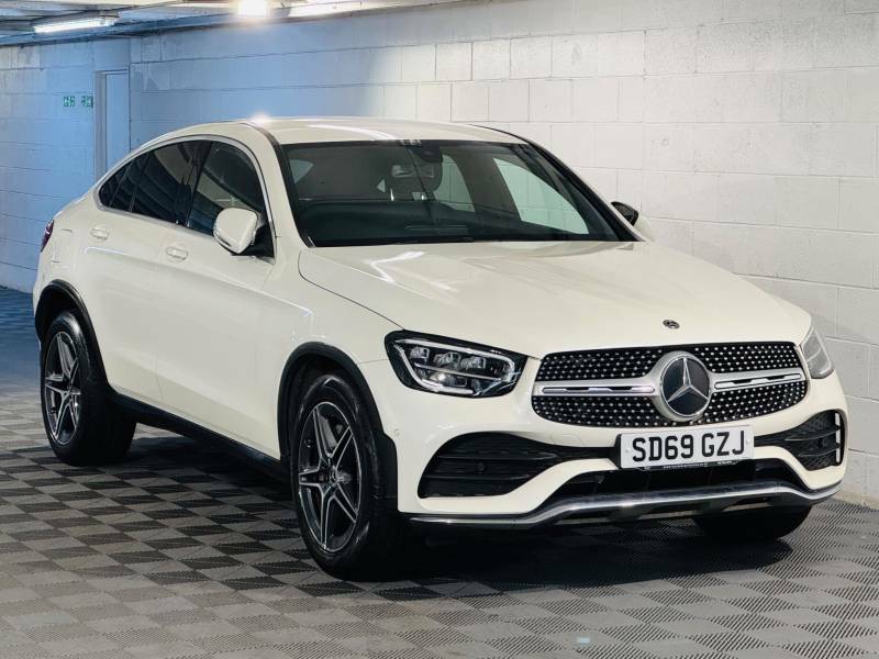 Mercedes-Benz GLC Class Glc 220D 4Matic Amg Line 9G-tronic - 2019 69 White