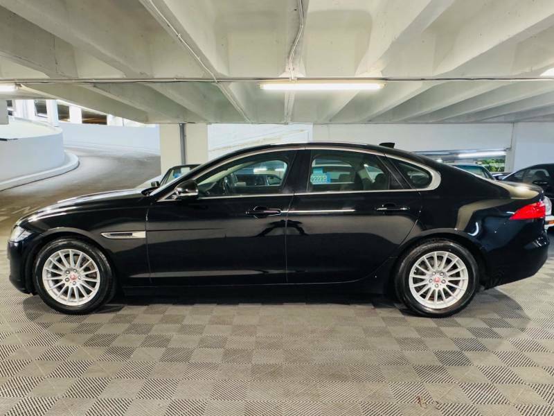 Jaguar XF 2.0D Prestige - 2017 67 VK67JXV Black #2