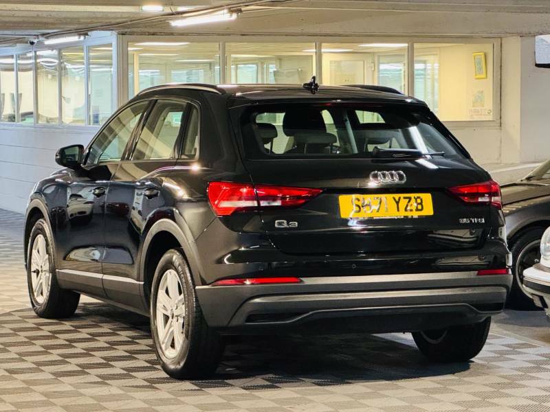 Audi Q3 35 Tfsi Technik S Tronic - 2022 71 SH71YZB Black #3