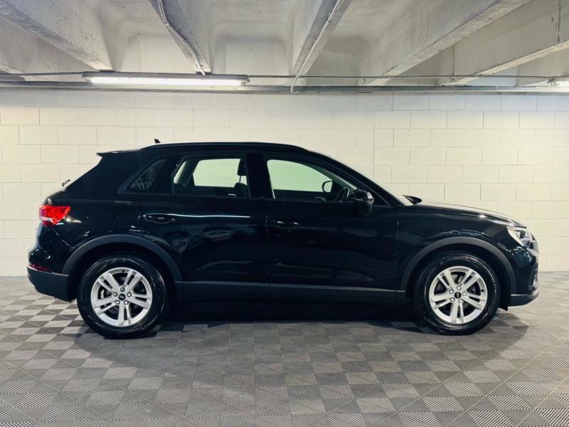 Audi Q3 35 Tfsi Technik S Tronic - 2022 71 SH71YZB Black #5
