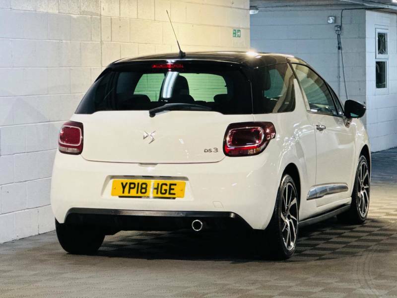DS DS 3 1.2 Puretech 82 Connected Chic - 2018 18 YP18HGE White #4