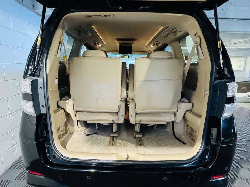 Toyota Vellfire Golden Eyes 37,000 Miles Only 37K Black #10