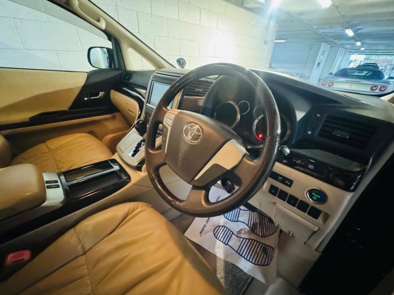 Toyota Vellfire Golden Eyes 37,000 Miles Only 37K Black #8