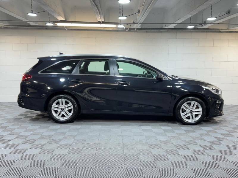 Kia Ceed 1.6 Crdi 48V Isg 2 Nav - 2022 71 SL71BVJ Black #5