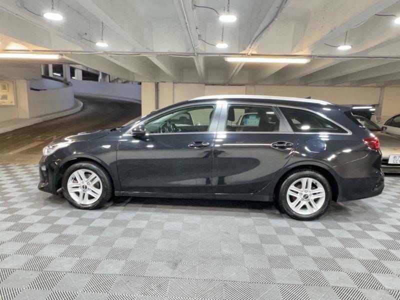 Kia Ceed 1.6 Crdi 48V Isg 2 Nav - 2022 71 SL71BVJ Black #2