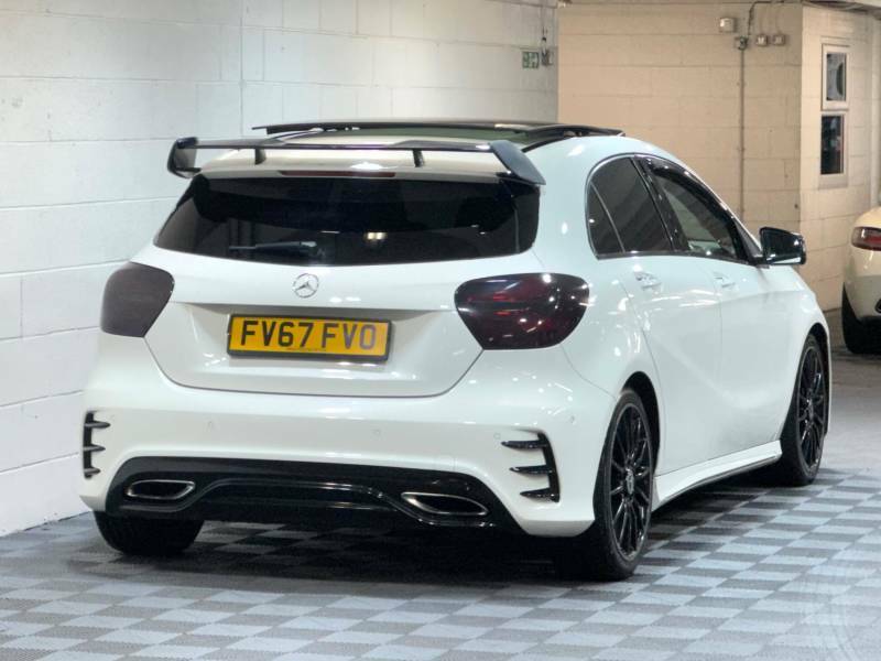 Mercedes-Benz A Class A160 Amg Line Premium Plus - 2017 67 FV67FVO White #4