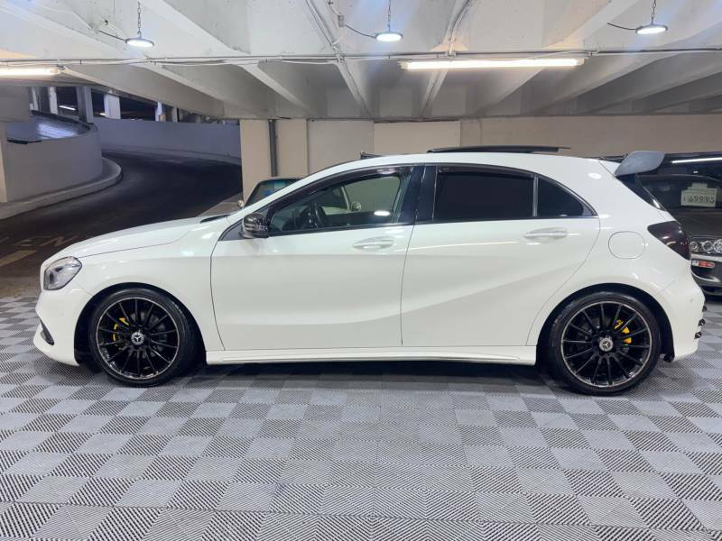 Mercedes-Benz A Class A160 Amg Line Premium Plus - 2017 67 FV67FVO White #2