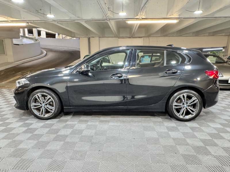 BMW 1 Series 118I 136 Sport Step - 2022 71 EJ71UER Black #2