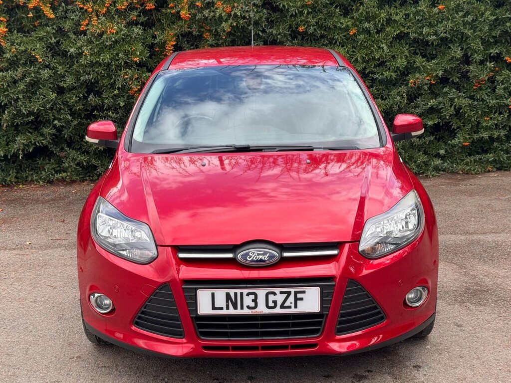 Ford Focus 1.0T Ecoboost Zetec Euro 5 Ss LN13GZF Red #2